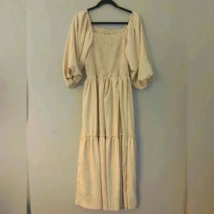 Leia & Co cream tiered dress size L